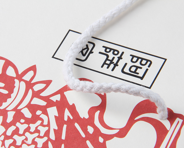 保健品的包裝袋工廠能不能解決金銀油墨脫落？別搞笑啦